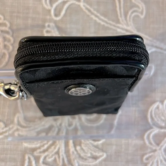 Coach EUC Black Nylon /Patent C Logo Wristlet/Card Holder - Picture 4 of 9